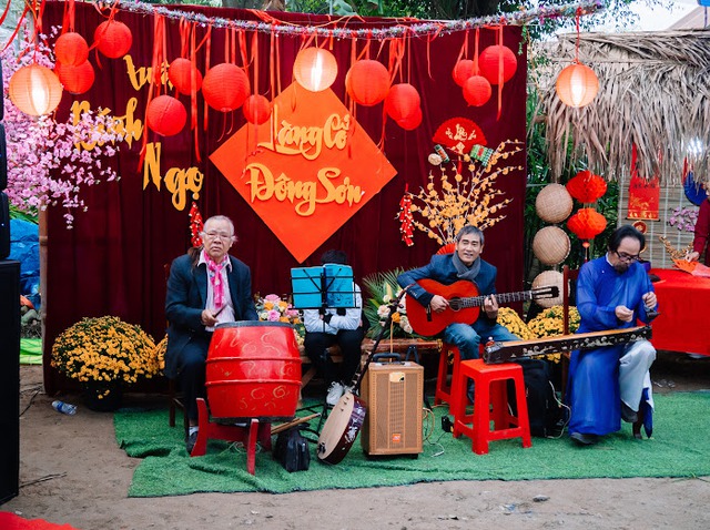 Tái hiện Tết cổ truyền tại một trong những ngôi làng cổ đẹp nhất Việt Nam- Ảnh 2.