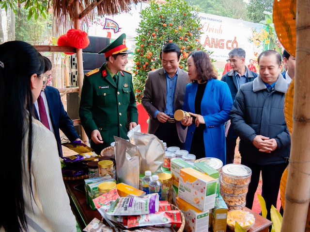 Tái hiện Tết cổ truyền tại một trong những ngôi làng cổ đẹp nhất Việt Nam- Ảnh 3.