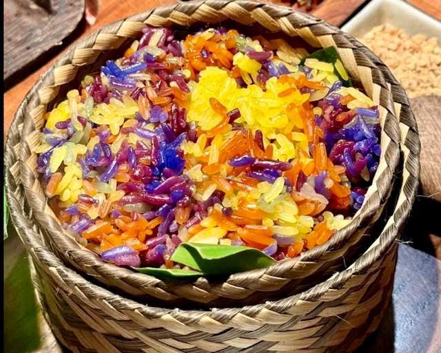 Bí quyết đồ xôi '2 lửa' để hạt căng bóng, dẻo thơm trọn vị Tết- Ảnh 3.