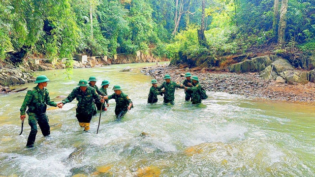Xuân yêu thương nơi cuối trời biên cương La Êê- Ảnh 1. Xuân yêu thương nơi cuối trời biên cương La Êê- Ảnh 1.