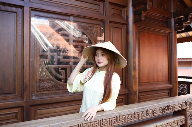 Rộn ràng chụp ảnh Tết tại ngôi chùa cuối cùng Việt Nam được phong Sắc tứ- Ảnh 11.