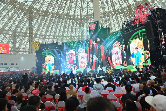 Thủ tướng Phạm Minh Chính dự Lễ khai mạc Hội chợ Mùa Xuân 2026- Ảnh 5. Thủ tướng Phạm Minh Chính dự Lễ khai mạc Hội chợ Mùa Xuân 2026- Ảnh 5.