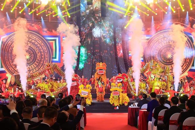 Thủ tướng Phạm Minh Chính dự Lễ khai mạc Hội chợ Mùa Xuân 2026- Ảnh 6. Thủ tướng Phạm Minh Chính dự Lễ khai mạc Hội chợ Mùa Xuân 2026- Ảnh 6.