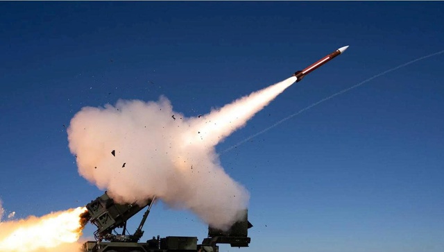 Hệ thống Patriot vô hiệu hóa các đòn tấn công tên lửa quy mô lớn của Nga vào Ukraine?- Ảnh 1.
