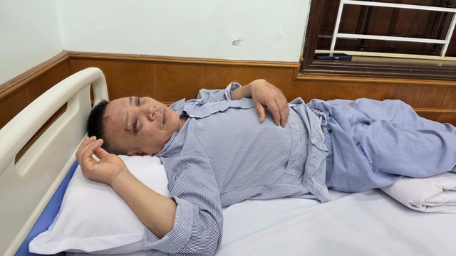 Đang xác minh làm rõ nhóm đối tượng hành hung công an viên ở Hải Phòng- Ảnh 1. Đang xác minh làm rõ nhóm đối tượng hành hung công an viên ở Hải Phòng- Ảnh 1.