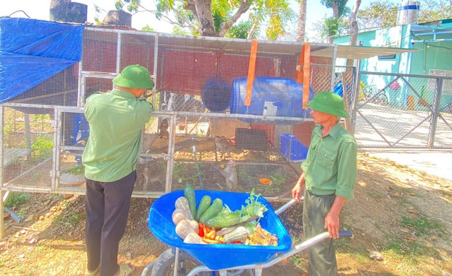 Cận cảnh động vật quý hiếm ‘ăn Tết’- Ảnh 3.