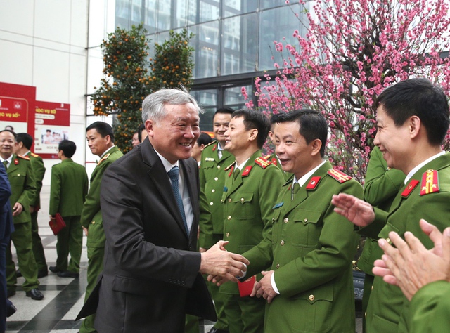 Phó Thủ tướng giao Cục C03 - Bộ Công an siết quản lý tiền ảo, tài sản số và các sàn giao dịch- Ảnh 1.