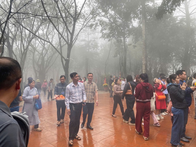 Lễ mở cổng trời nơi ‘huyệt đạo thiêng’ xứ Thanh- Ảnh 2.