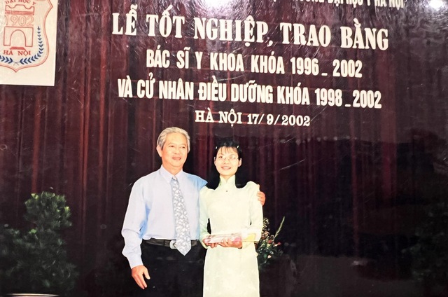 Người giữ lửa hy vọng cho phụ nữ ‘mang án’ ung thư- Ảnh 1.