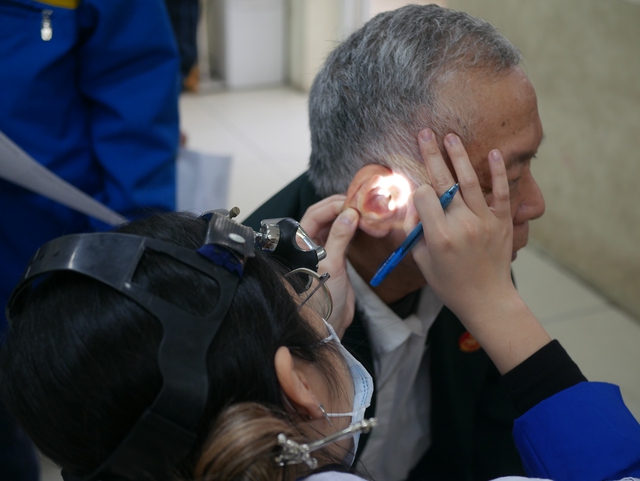 Hơn 600 người dân xã Thiên Lộc được khám, tư vấn sức khỏe miễn phí- Ảnh 3. Hơn 600 người dân xã Thiên Lộc được khám, tư vấn sức khỏe miễn phí- Ảnh 3.