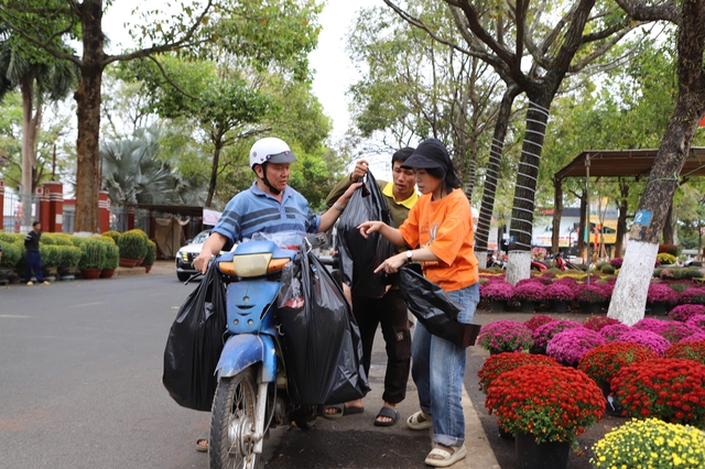 Nông sản được giá, nông dân Đắk Lắk ăn Tết lớn- Ảnh 3.