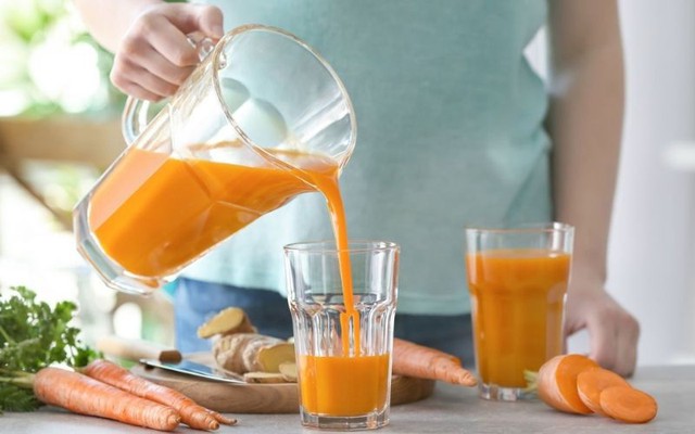 Cách uống nước cam cà rốt tăng cường miễn dịch và trẻ hóa làn da- Ảnh 3.