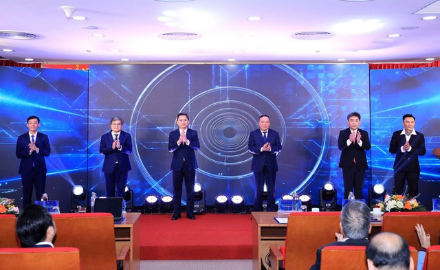 Hà Nội ra mắt chợ chuyển đổi số và sàn giao dịch công nghệ- Ảnh 1.