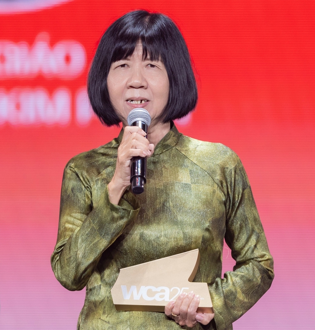 Ê-kíp thông tim xuyên bào thai và cô giáo Kim Phấn vào Top 5 Đại sứ truyền cảm hứng- Ảnh 3.