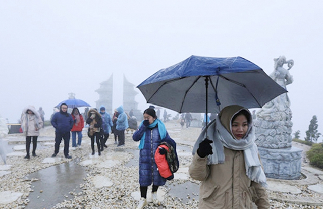 Ngày mai, nhiệt giảm 8-10 độ so với hôm nay, vùng núi dưới 3 độ- Ảnh 1.