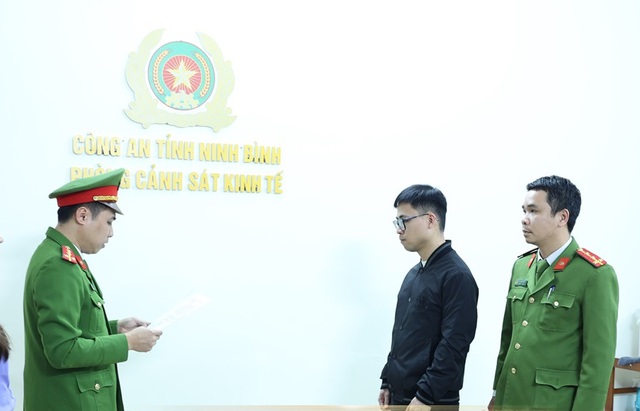 Khởi tố, bắt tạm giam chủ doanh nghiệp vàng bạc bỏ ngoài doanh thu hơn 1.500 tỷ đồng- Ảnh 1.