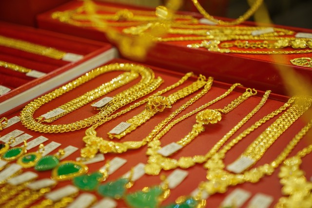 Chốt giá vàng hôm nay ngày 9/2 vẫn tăng rất mạnh- Ảnh 1.