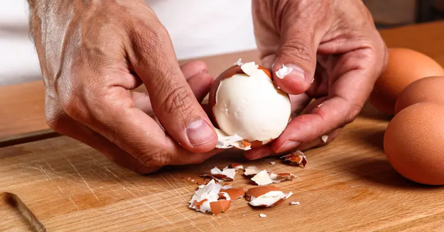 Người axit uric cao có nên ăn trứng?- Ảnh 1.