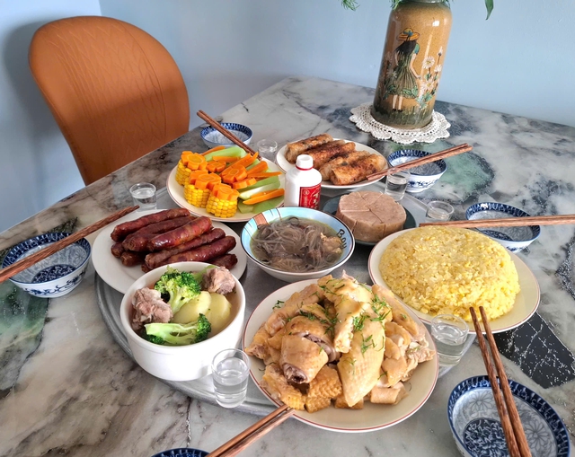 Vì sao 'Lễ Phật quanh năm không bằng Rằm tháng Giêng'?- Ảnh 2. Vì sao 'Lễ Phật quanh năm không bằng Rằm tháng Giêng'?- Ảnh 2.