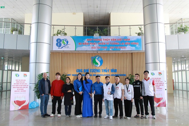 Cán bộ ngành khí tượng thủy văn sôi nổi hiến máu dịp kỉ niệm Ngày Khí tượng thế giới- Ảnh 3.