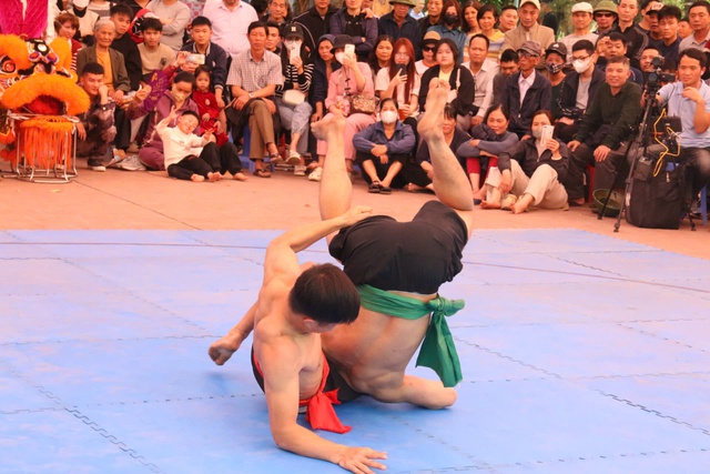 Sới vật ngày Xuân, để sân chơi là niềm tự hào của cộng đồng
Kỳ cuối: Duy trì tinh thần thượng võ trong đấu vật- Ảnh 2.