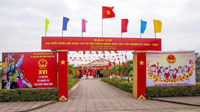 Khắp nẻo đường Hà Tĩnh rộn ràng trước ngày bầu cử- Ảnh 4.