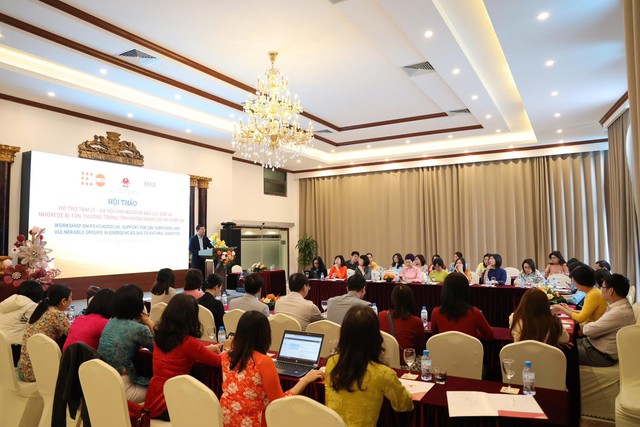 Hỗ trợ tâm lý cho người dễ bị tổn thương do thiên tai- Ảnh 2. Hỗ trợ tâm lý cho người dễ bị tổn thương do thiên tai- Ảnh 2.