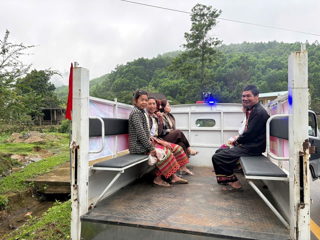 Ấm áp bữa sáng đoàn kết ở bản Rào Tre trong ngày bầu cử- Ảnh 2.