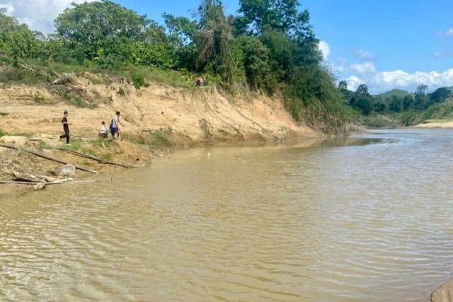 Tắm sông, học sinh lớp 3 ở Đắk Lắk đuối nước thương tâm- Ảnh 1.