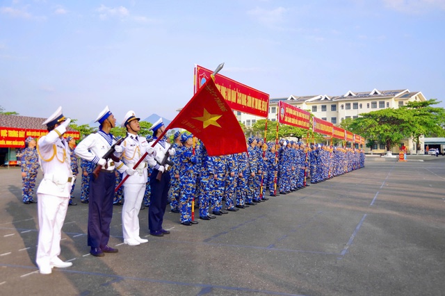 Vùng 3 Hải quân sôi nổi ra quân huấn luyện chiến đấu năm 2026- Ảnh 2.