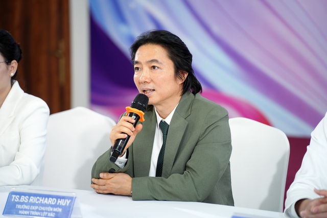 Hành trình lột xác mùa 7: Lan tỏa thông điệp 'Sống một đời rực rỡ'- Ảnh 1. Hành trình lột xác mùa 7: Lan tỏa thông điệp 'Sống một đời rực rỡ'- Ảnh 1.