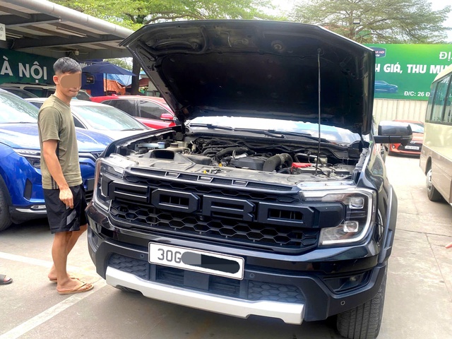 Xe bán tải đồng loạt được rao bán 'cắt lỗ', showroom dè chừng nhập hàng vì lo ế khách- Ảnh 1. Xe bán tải đồng loạt được rao bán 'cắt lỗ', showroom dè chừng nhập hàng vì lo ế khách- Ảnh 1.