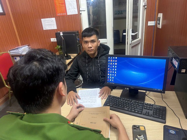 Công an Hà Nội xác minh vụ người phụ nữ bị hành hung trong ngõ 219 Định Công Thượng- Ảnh 1. Công an Hà Nội xác minh vụ người phụ nữ bị hành hung trong ngõ 219 Định Công Thượng- Ảnh 1.