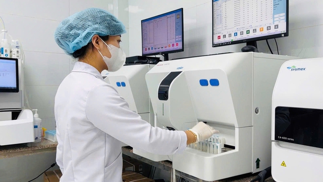 TPHCM phát động thi đua chuyển đổi số, chuyển đổi xanh: Tận dụng lợi thế để bứt tốc- Ảnh 2.