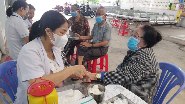 TPHCM hướng tới mỗi người dân được khám sức khỏe ít nhất 1 lần mỗi năm- Ảnh 1.