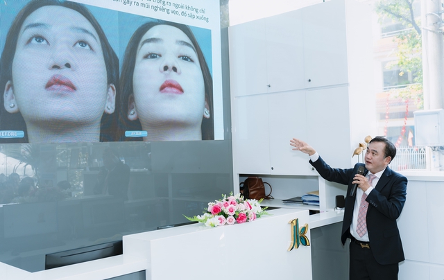 Hành trình gần thập kỷ 'vá lại nụ cười' cho người kém may mắn- Ảnh 1. Hành trình gần thập kỷ 'vá lại nụ cười' cho người kém may mắn- Ảnh 1.