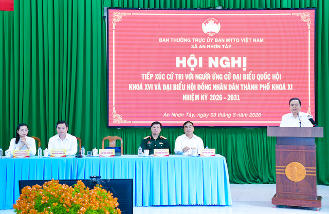 Chủ tịch Quốc hội dự tiếp xúc cử tri với người ứng cử ĐBQH khóa XVI tại TPHCM- Ảnh 3.