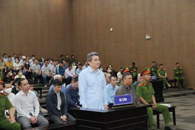 Giám đốc Công ty Hoàng Dân khai về nguồn gốc 175 cây vàng - Ảnh 2. Giám đốc Công ty Hoàng Dân khai về nguồn gốc 175 cây vàng - Ảnh 2.