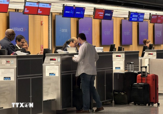 Hành khách 'chốt' vé máy bay sớm dịp nghỉ lễ 30/4-1/5- Ảnh 1.