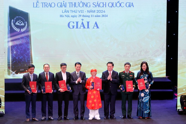 50 tác phẩm được đề xuất trao Giải thưởng Sách Quốc gia lần thứ VIII- Ảnh 2. 50 tác phẩm được đề xuất trao Giải thưởng Sách Quốc gia lần thứ VIII- Ảnh 2.