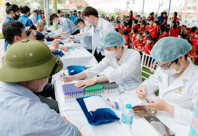 MEDLATEC kỷ niệm 30 năm thành lập, đón nhận Huân chương Lao động hạng Nhì- Ảnh 2.