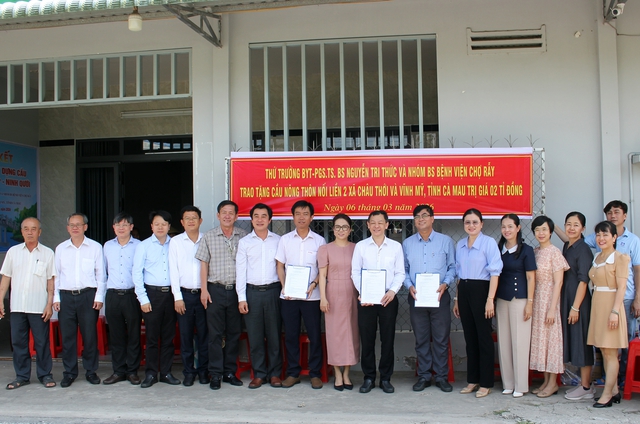 Một cây cầu – nhịp nối hai bờ kênh và những tấm lòng- Ảnh 6.