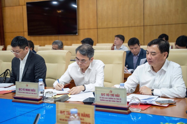 Phó Chủ tịch Thường trực Quốc hội yêu cầu bảo đảm an ninh, an toàn cho bầu cử tại Bắc Ninh- Ảnh 2.