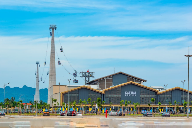 Nghỉ dài ngày từ Giỗ Tổ Hùng Vương, nhiều du khách lên kế hoạch đến 'đảo trải nghiệm' này- Ảnh 2.