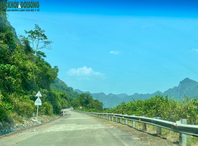 Vượt khó để học sinh vùng cao có những bữa cơm ngon, an toàn tại trường- Ảnh 1. Vượt khó để học sinh vùng cao có những bữa cơm ngon, an toàn tại trường- Ảnh 1.