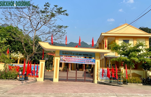 Vượt khó để học sinh vùng cao có những bữa cơm ngon, an toàn tại trường- Ảnh 2. Vượt khó để học sinh vùng cao có những bữa cơm ngon, an toàn tại trường- Ảnh 2.