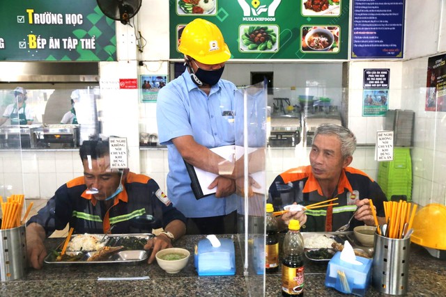 Đắk Lắk cảnh báo nguy cơ ngộ độc thực phẩm gia tăng trong mùa nắng nóng- Ảnh 2.