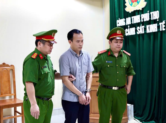 Vụ 'xã hội đen núp bóng doanh nhân' ở Phú Thọ: Bắt Phó Chủ tịch UBND phường Phúc Yên- Ảnh 2.