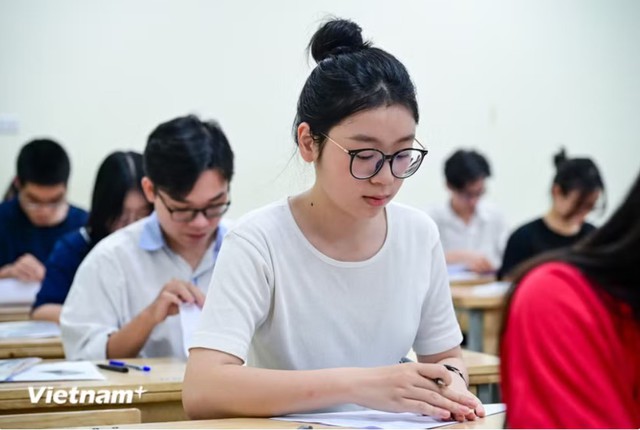 Thi tốt nghiệp THPT năm 2026: Giảm đầu mối, tăng quy mô- Ảnh 1. Thi tốt nghiệp THPT năm 2026: Giảm đầu mối, tăng quy mô- Ảnh 1.