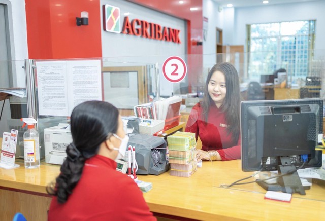 Agribank tiên phong hạ lãi suất, khẳng định vai trò ngân hàng chủ lực- Ảnh 2.